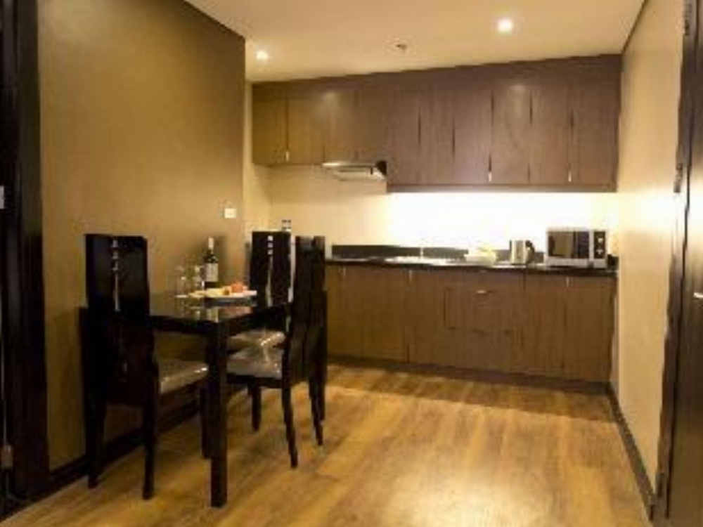 F1 Hotel Manila