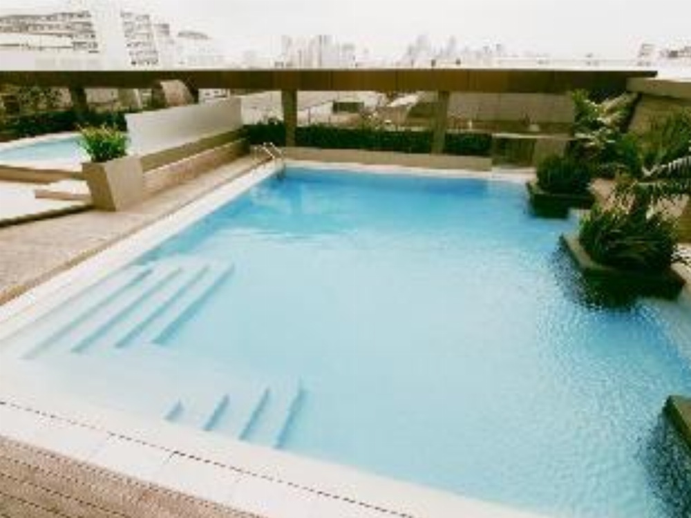 F1 Hotel Manila